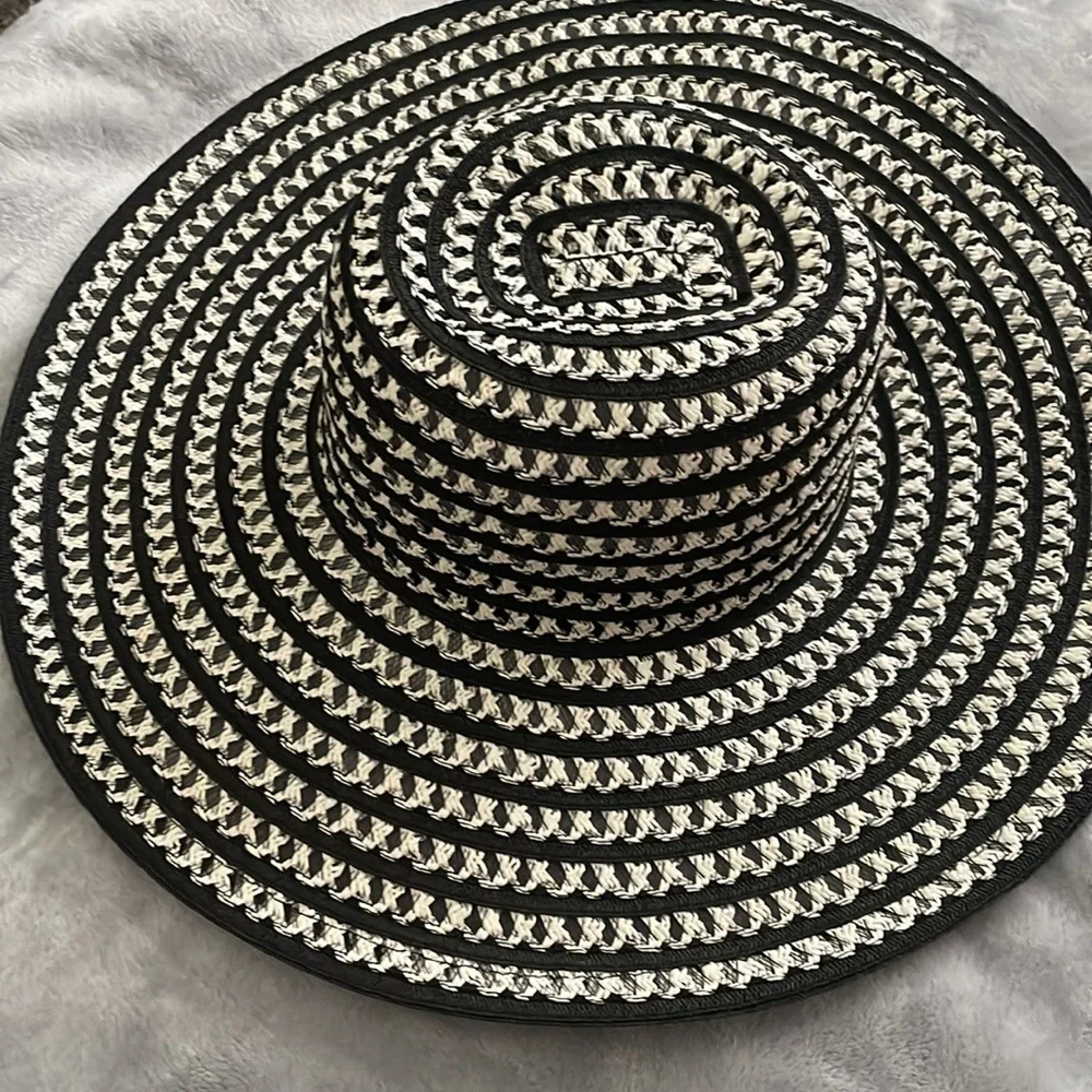 Beach hat - Picture 6 of 7